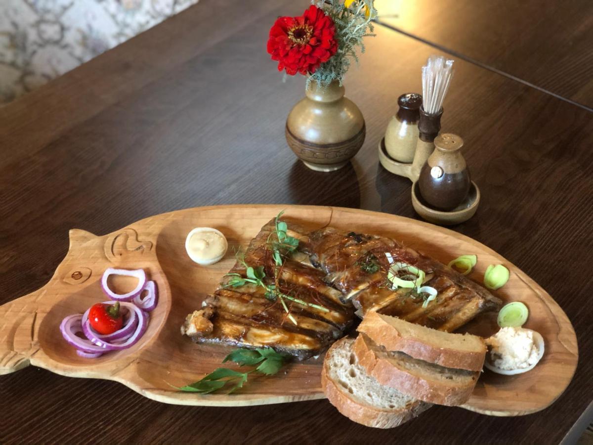 Maria Penzion & Restaurant Trenčín エクステリア 写真